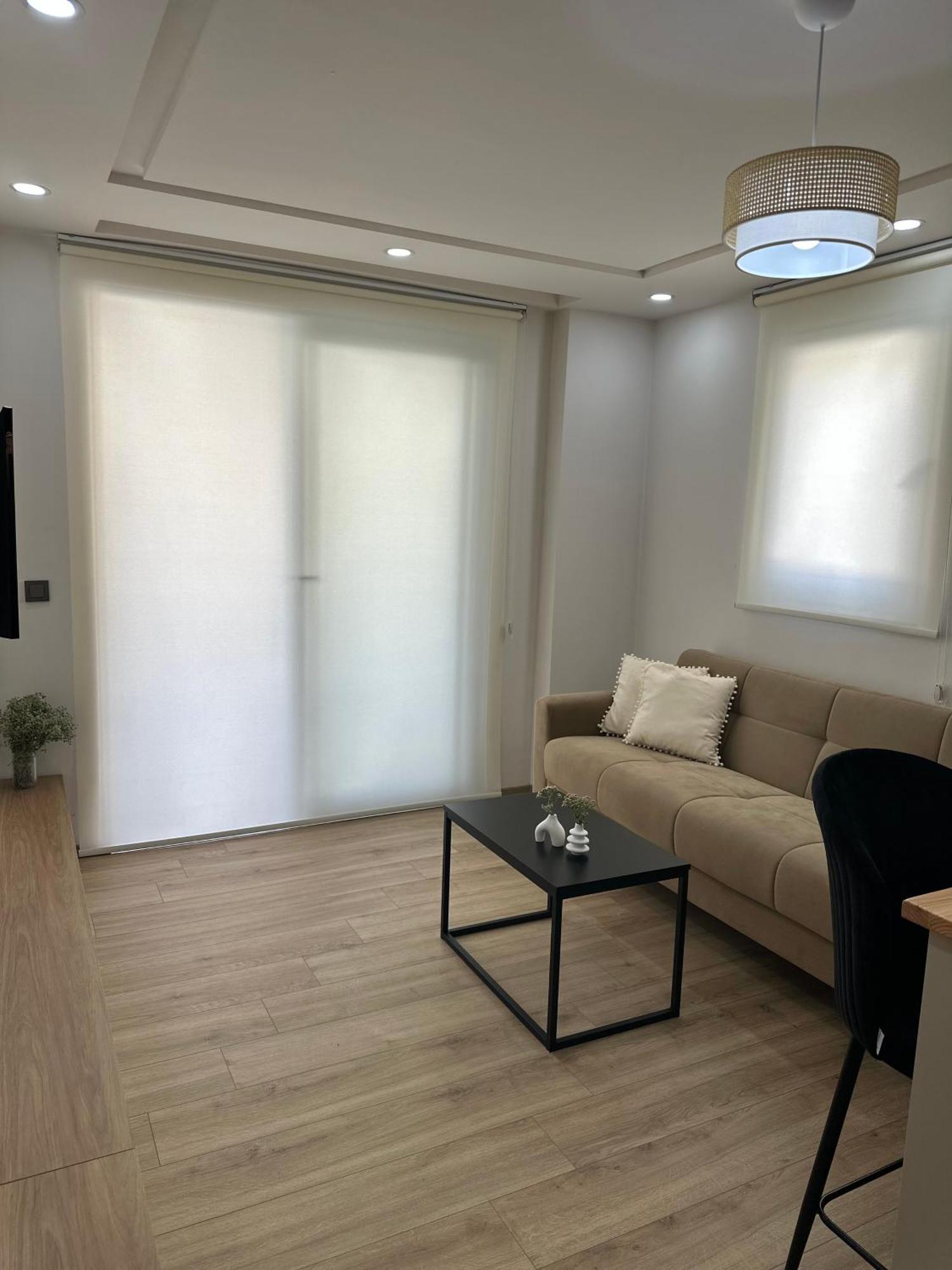 Oregano Suites Side Luaran gambar